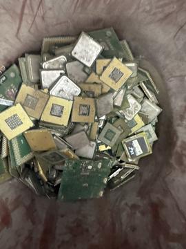 Scrap Metal Recycling: Electronic Components and Circuit Boards